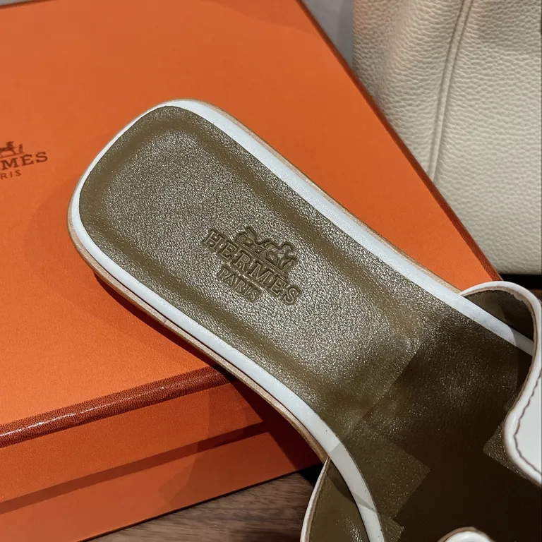 Hermes Shoe 